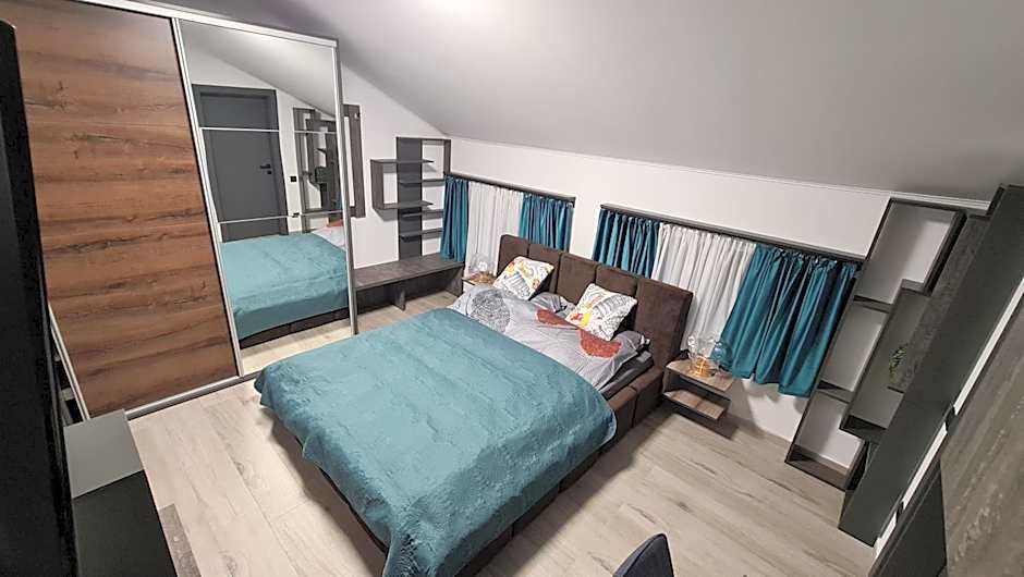 Complex Lunlo Village