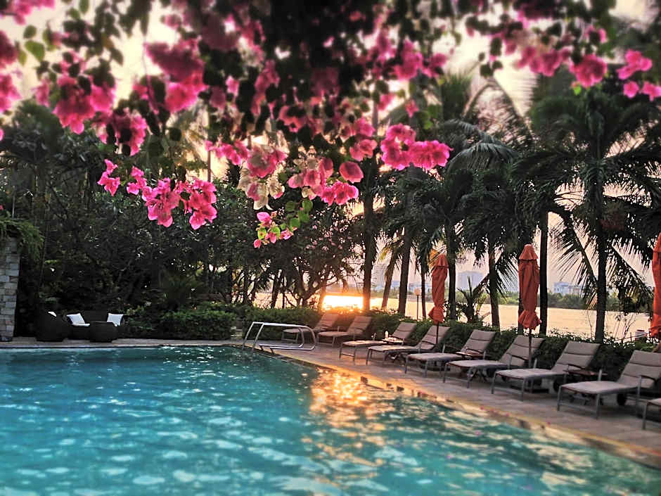 Saigon Domaine Luxury Residences