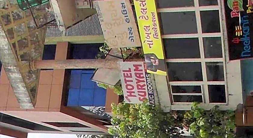 Hotel New Suryam by OYO Rooms – Ahmedabad, TN