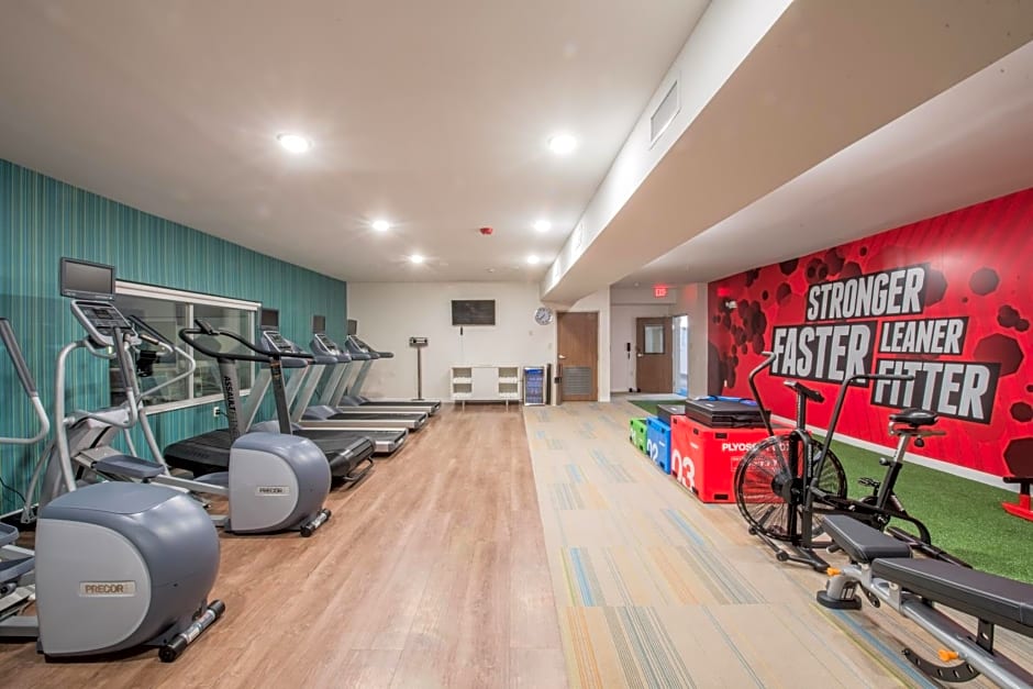 Holiday Inn Express & Suites Houston Westchase - Westheimer By IHG