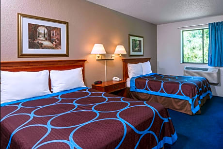 Queen Room with Two Queen Beds - Non-Smoking