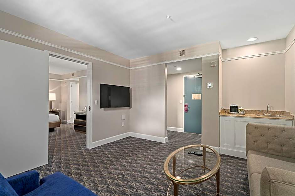 Hilton President Kansas City