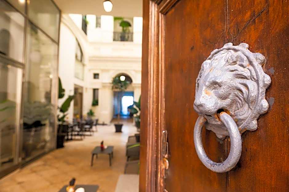 Central Gallery Rooms- Palazzo D'Ali' Staiti XIX