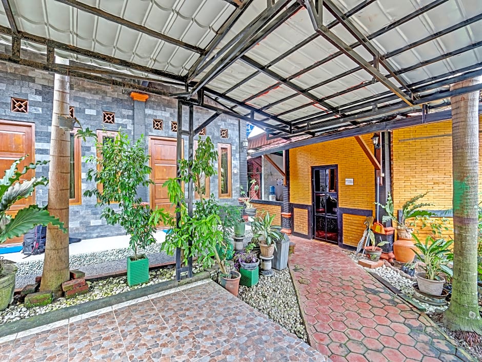 91337 Pandu Homestay Klaten