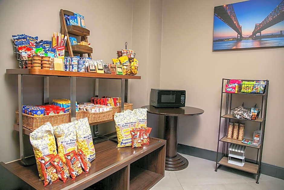 Holiday Inn New Orleans West Bank Tower By IHG