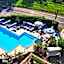 Hotel Boomerang - Check-in & Meals in front at hotel Sporting