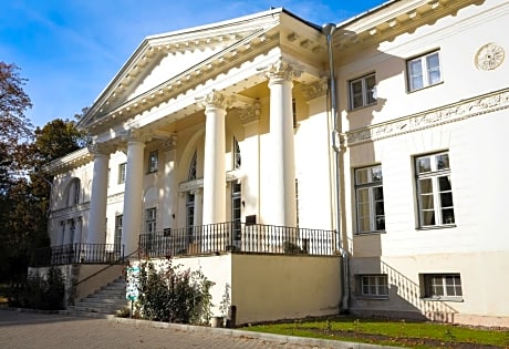 Saku Manor & Beerspa