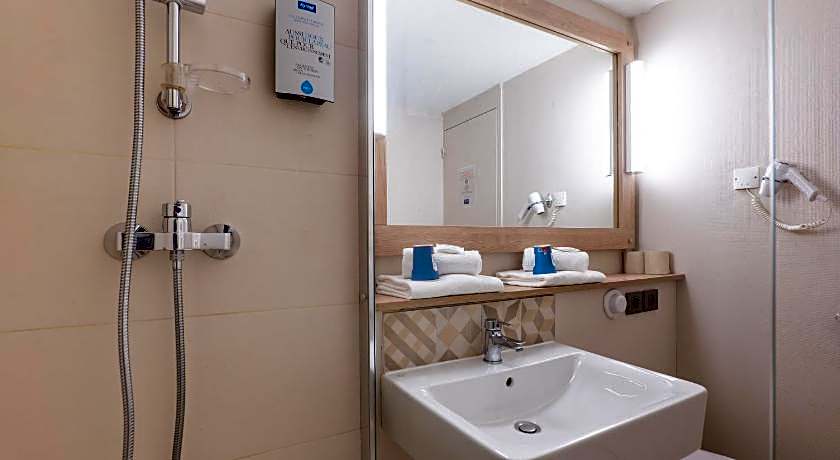 Kyriad Digne les Bains Hotel