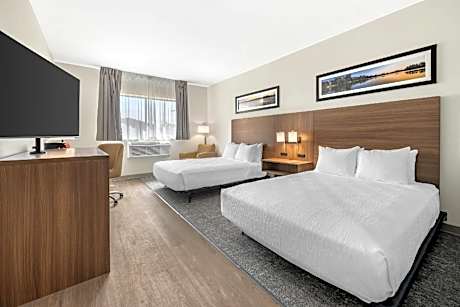 Queen Room with Two Queen Beds - Accessible/Non-Smoking