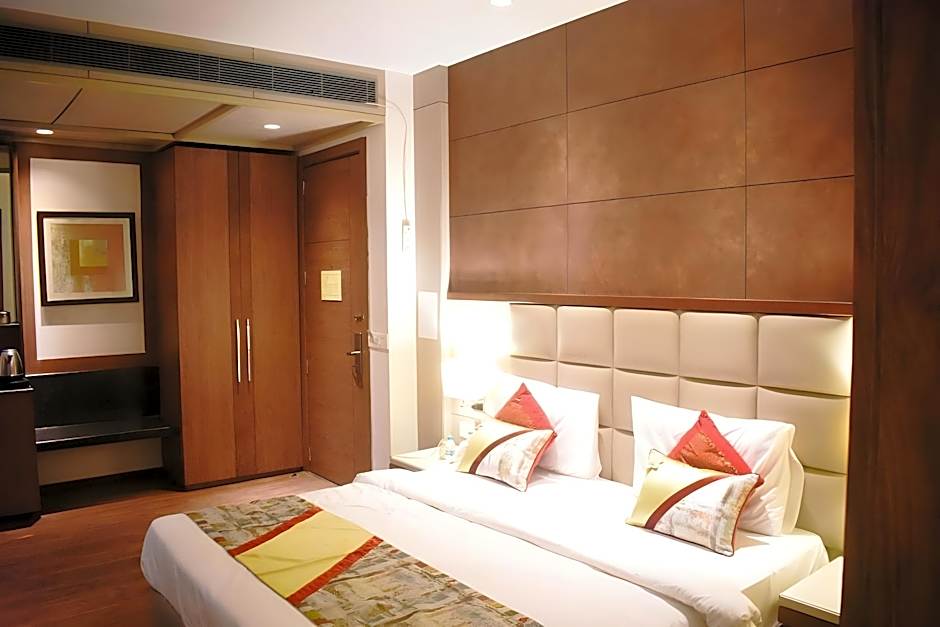 Lemonwood Suites By F9 Hotels