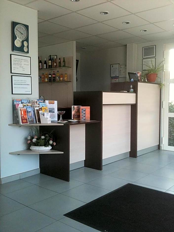 initial by balladins Roissy / Saint-Mard