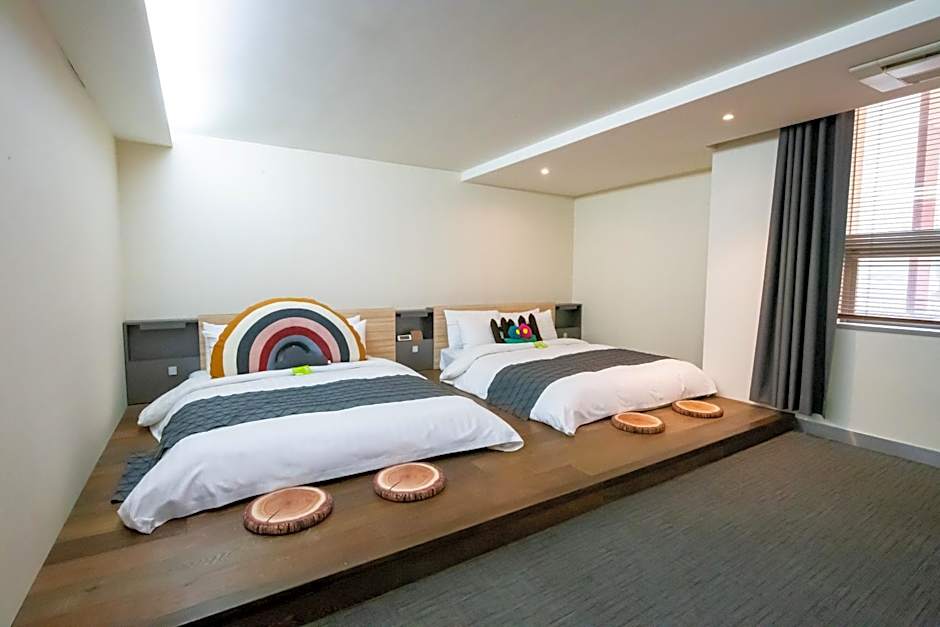 Photo 1 of 9 of Family Suite