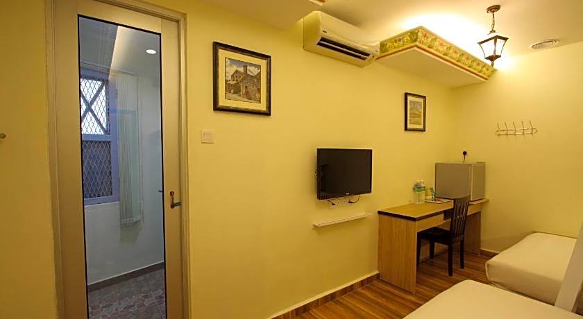 Shamrock Guest House ll