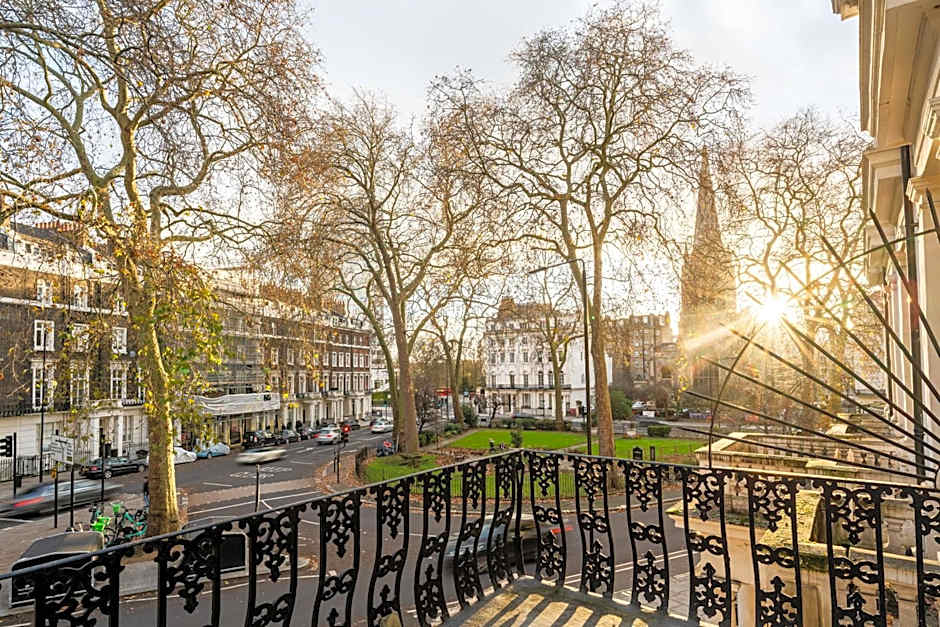 Lancaster Court Hotel