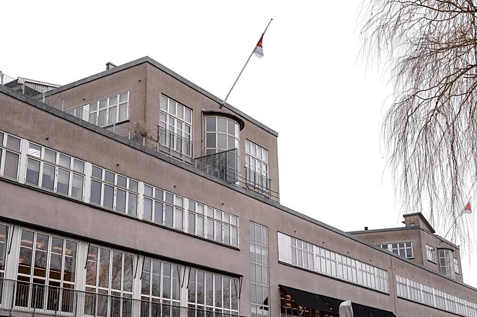 South Studios by Daniel&Jacob's