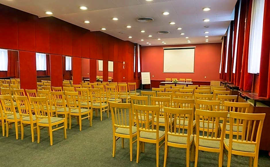 Hunguest Hotel Helios