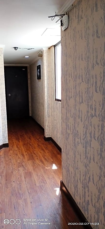 Sri Iskandar Hotel