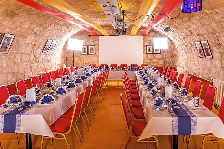 Turmhof Breitenbrunn