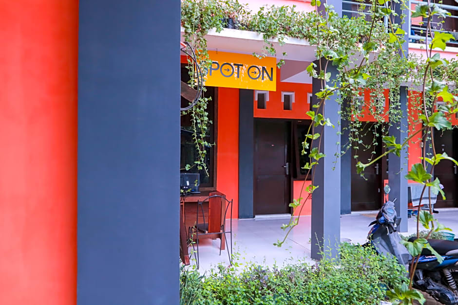 Spot On 2117 Anugerah Family Residence