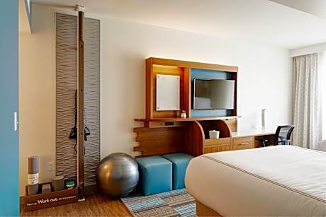 Standard King Room