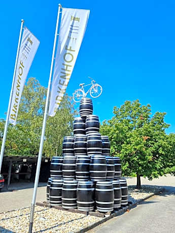 BIRKENHOF GOLS - B & B - Wohlfühl Hotel mit Wochenend-Restaurant