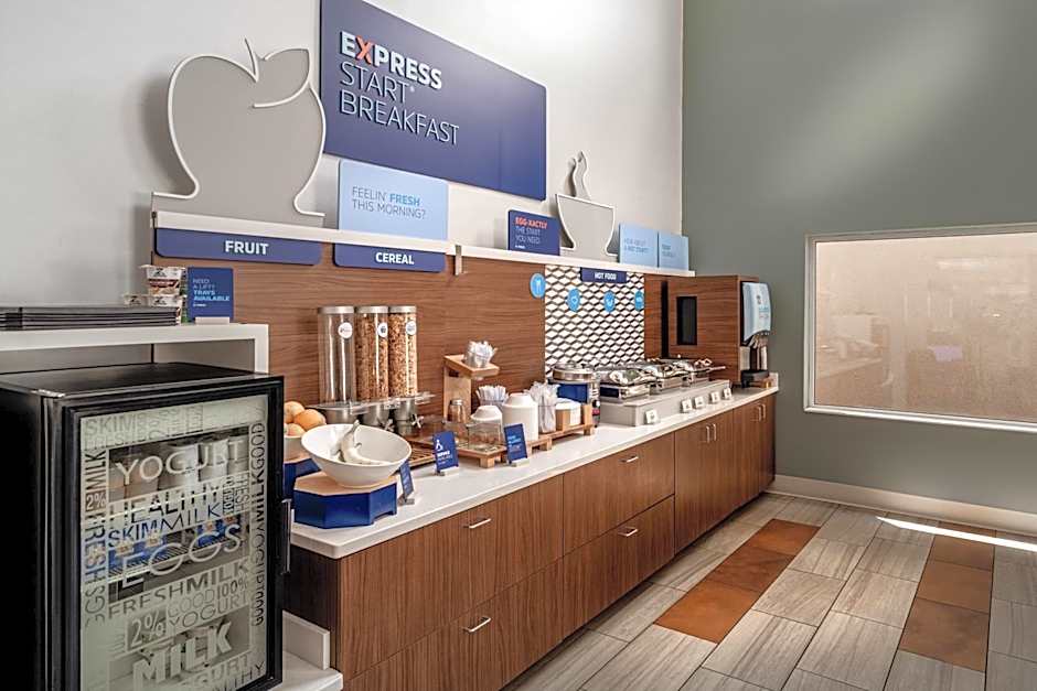 Holiday Inn Express and Suites Pikeville By IHG