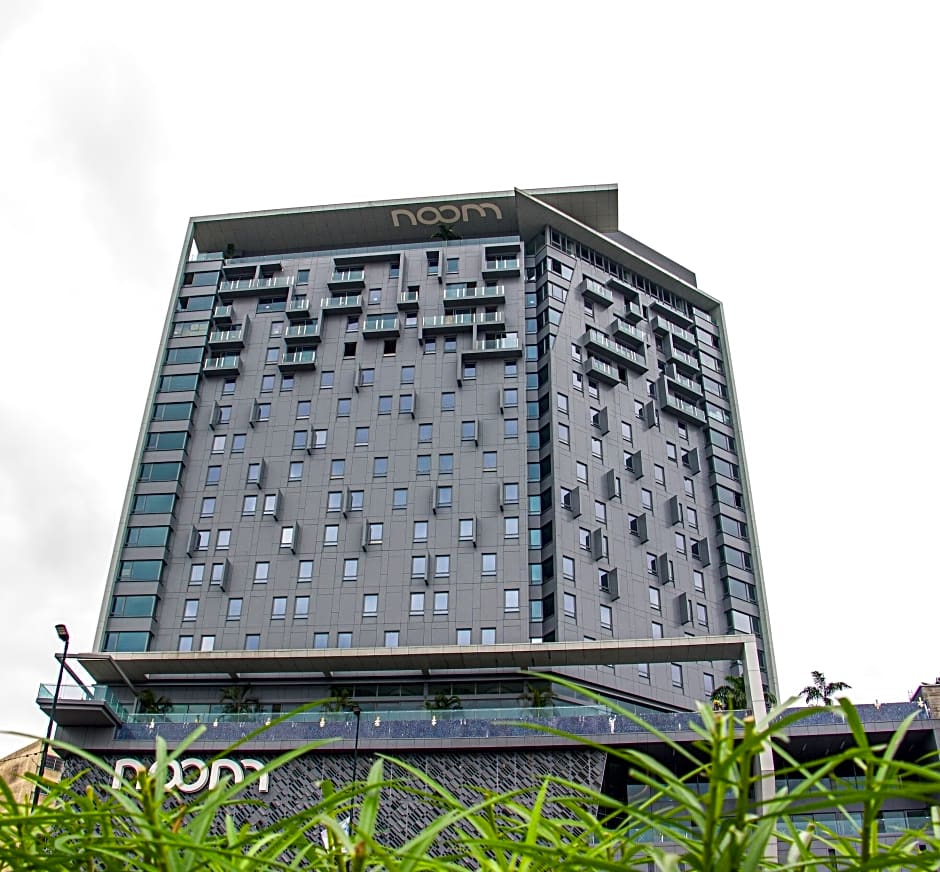 Noom Hotel Abidjan Plateau