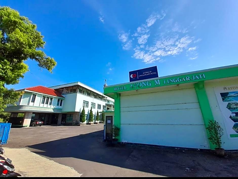 Capital O 90530 Ayong M Linggarjati Hotel