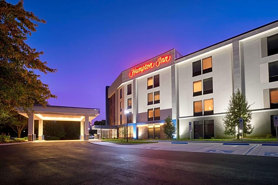 Hampton Inn By Hilton Harrisburg-West