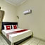 OYO Life 92937 Kost Putri Sarkara Syariah