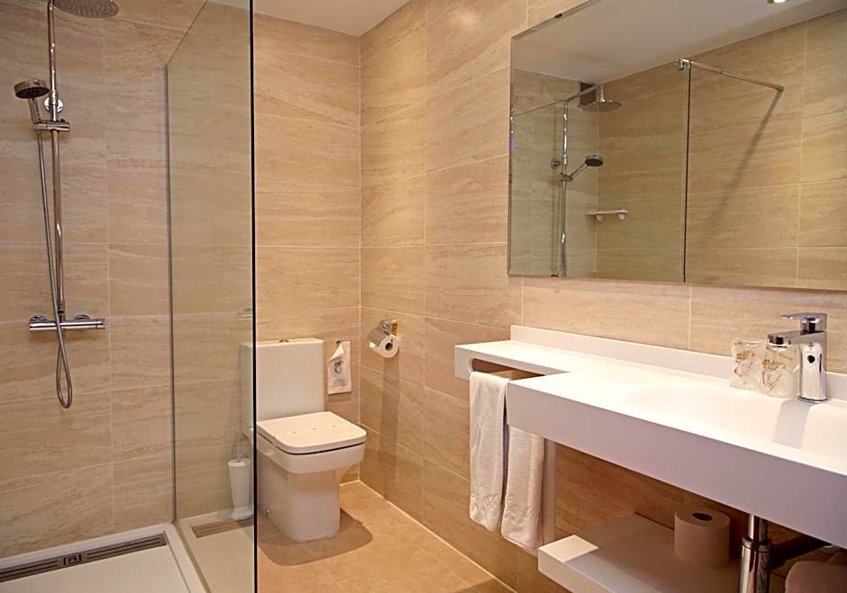 Hotel-Apartamentos La Arquera
