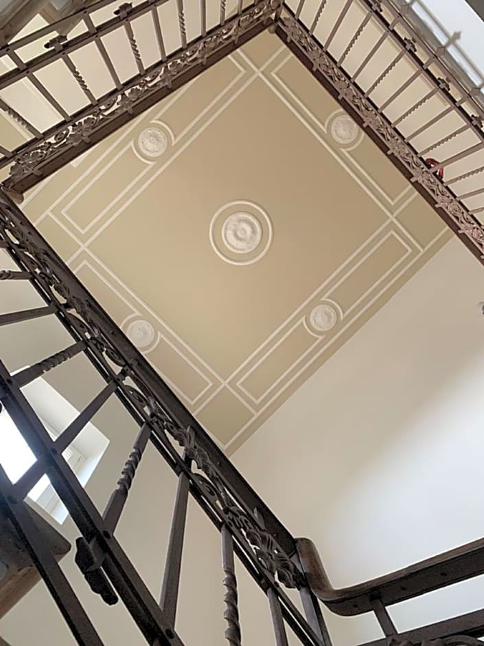 BED & BREAKFAST PL PALACE