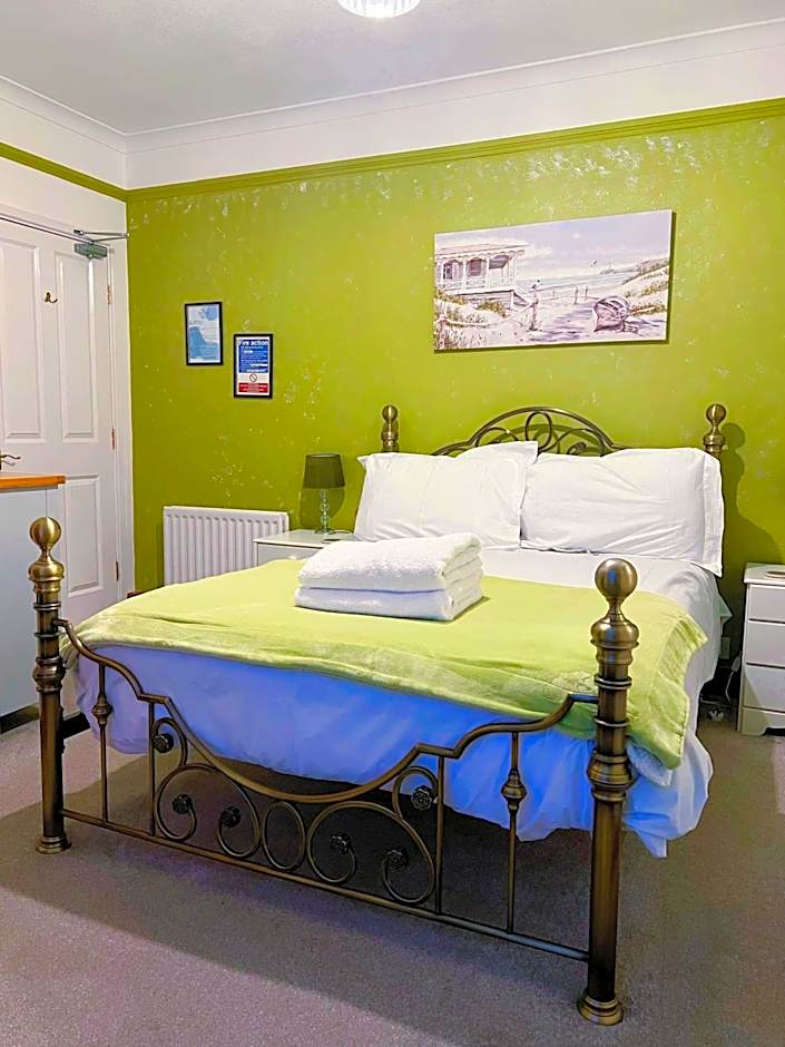 Ellies Guest House