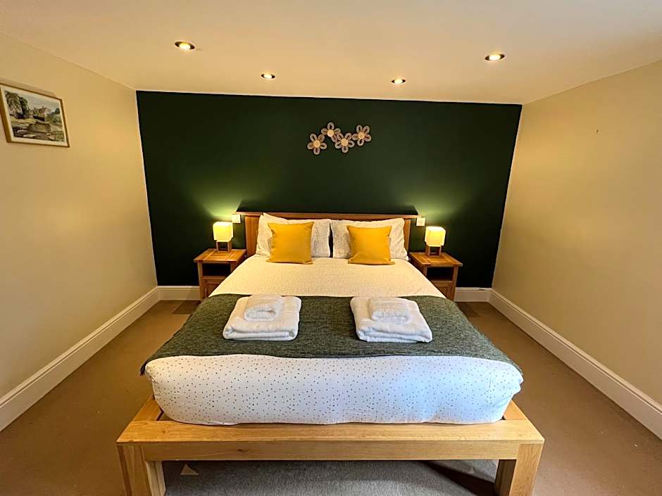 The Shoe Inn Rooms