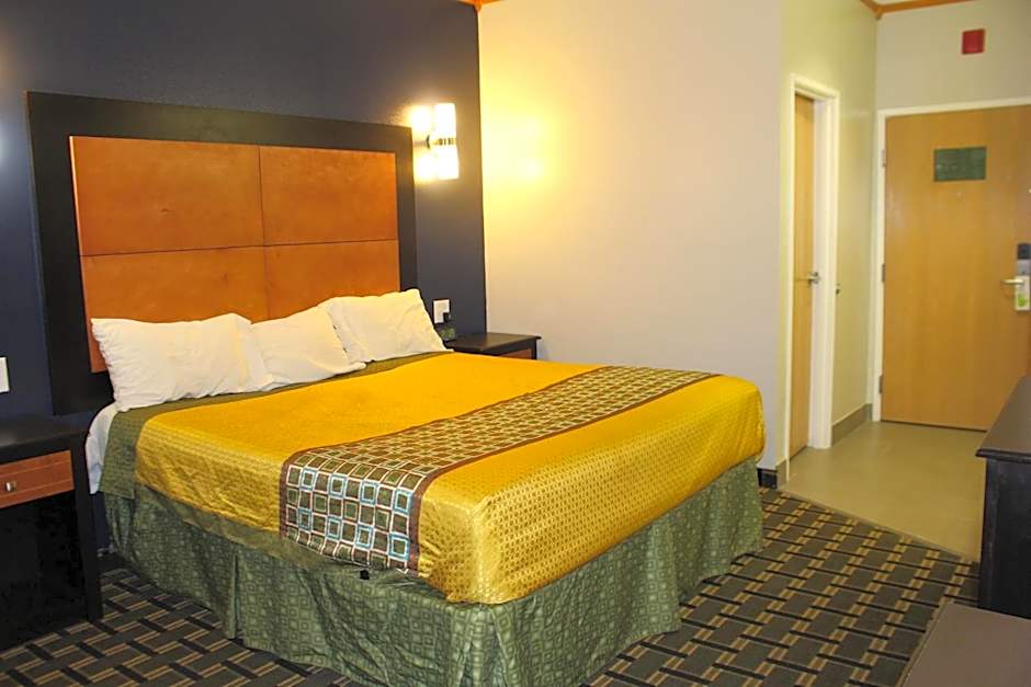 Home Gate Inn & Suites