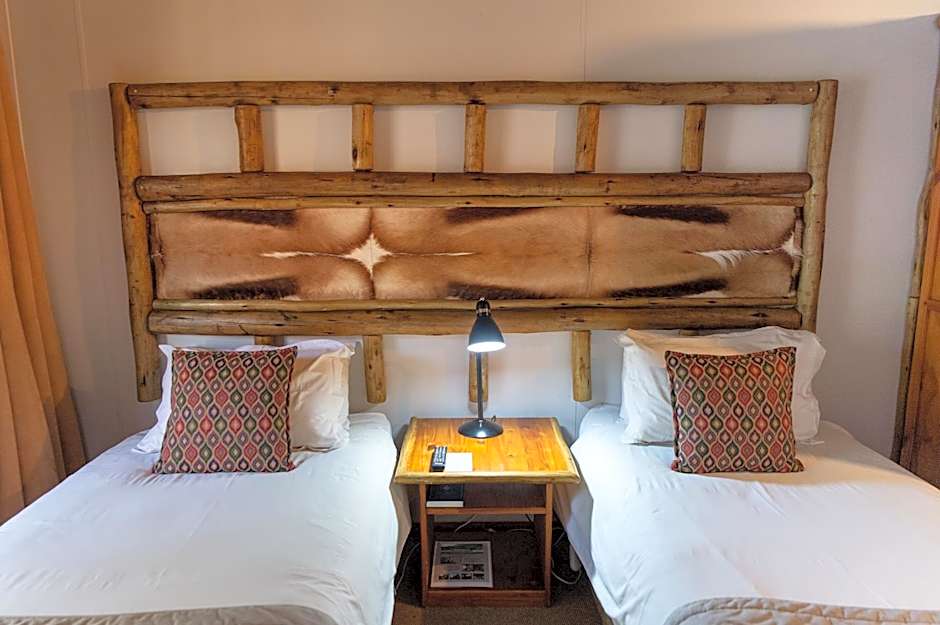 Riverside Lodge & Conference Center