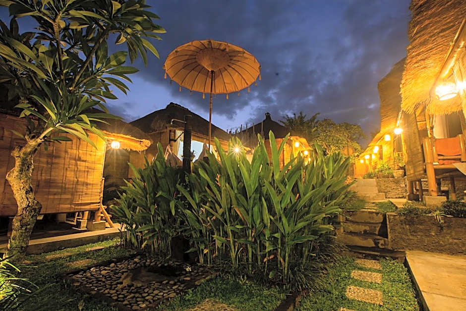 Salty Shakas Bamboo Stay Canggu