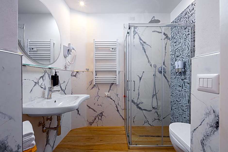 Lilium Hotel