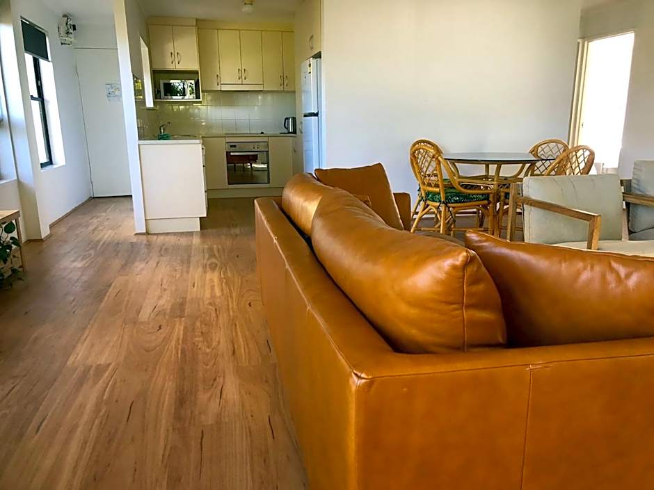 Kalua Holiday Apartments