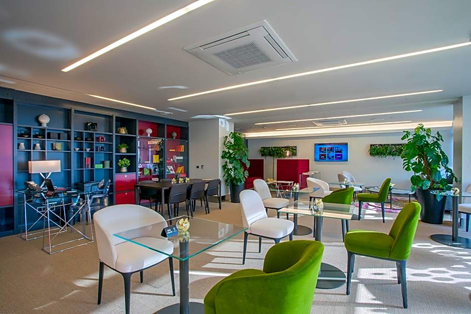 Hotel Puerta America