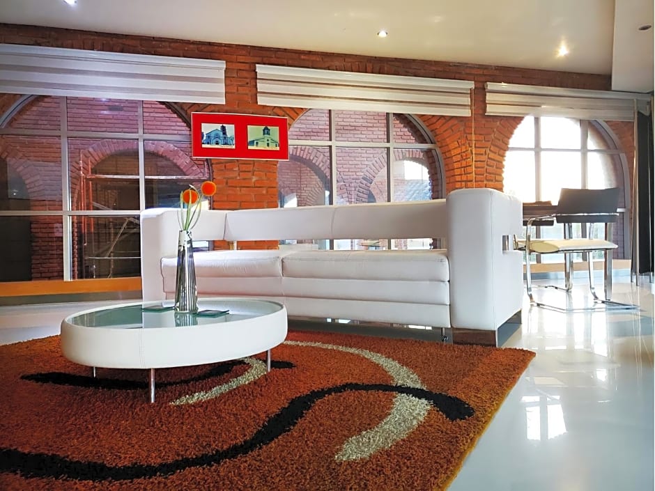 Senses Hotel Boutique Plaza