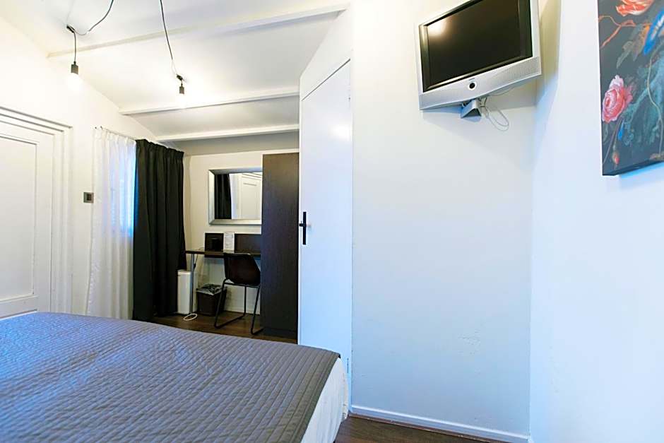 Quentin England Hotel