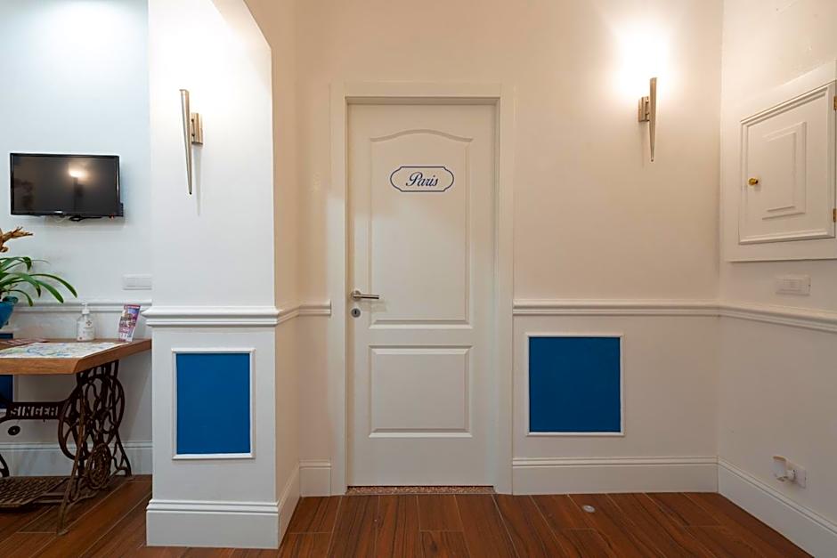 Capital Rooms
