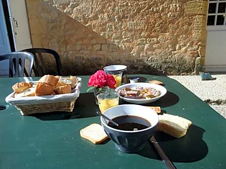 Auberge de Jeunesse HI Cadouin