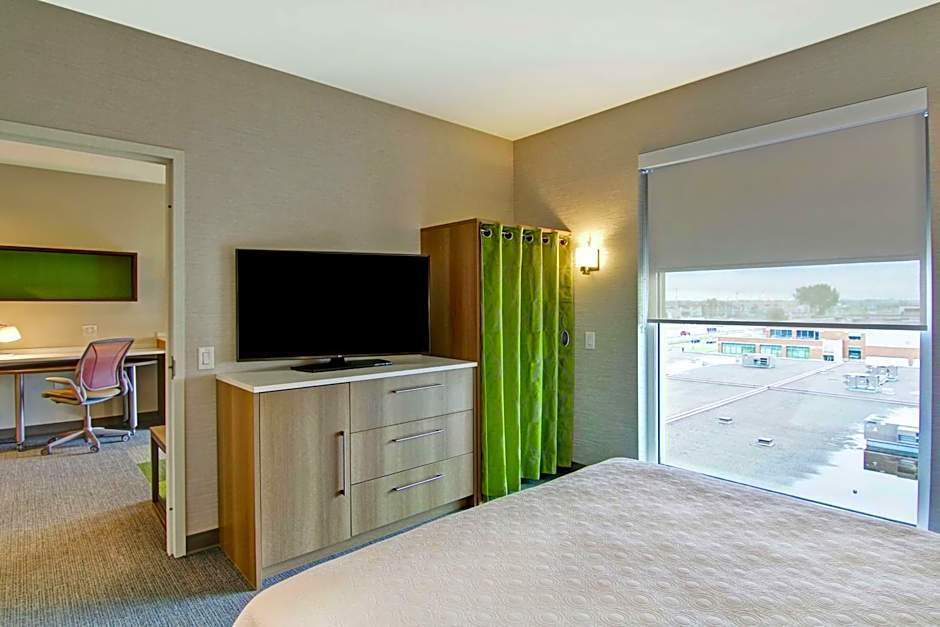 Home2 Suites by Hilton Montreal Dorval, QC