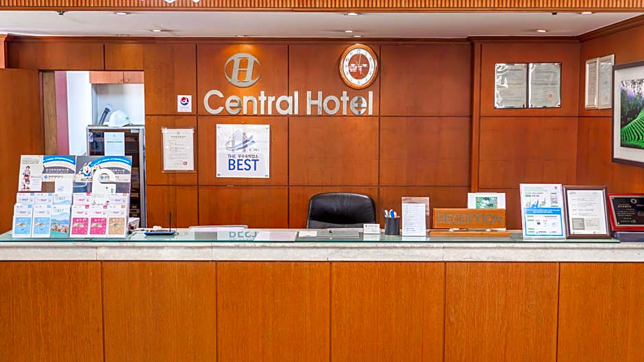 Central Hotel