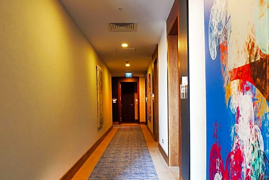 TRYP by Wyndham Istanbul Basin Ekspres