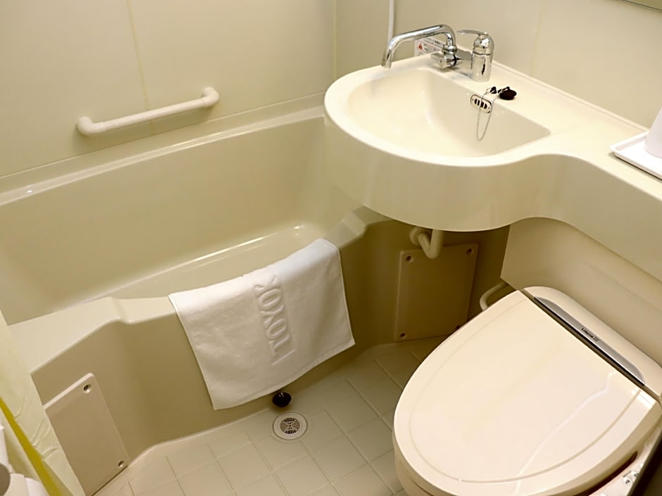 Toyoko Inn Nagoya Owari Ichinomiya Ekimae