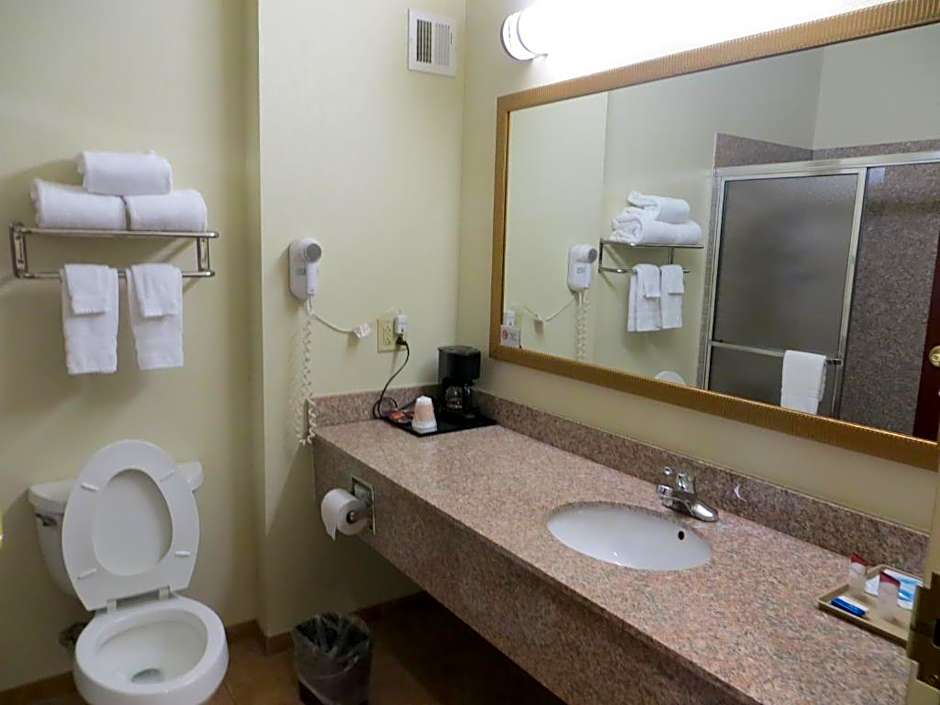 HomeTown Hotel