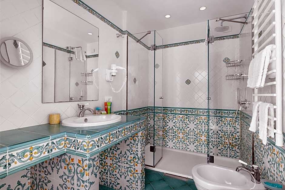 Hotel La Tonnarella